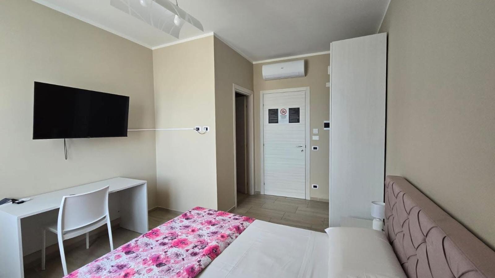 B&B Al Centro Siderno Luaran gambar